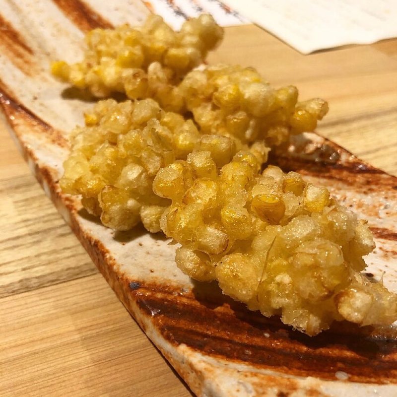 トウモロコシのかき揚げ(可笑味)
