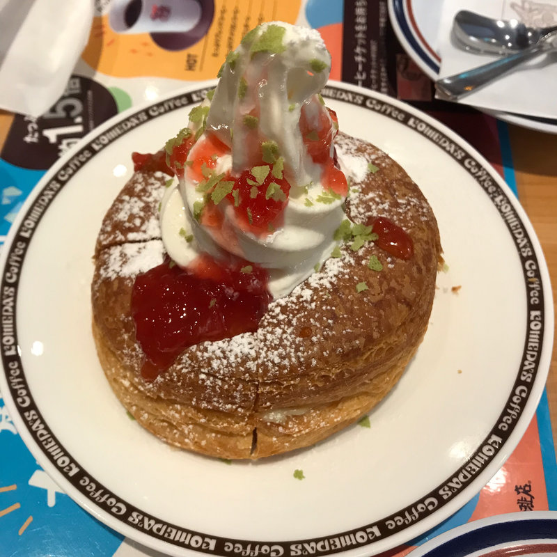 季節のシロノワール  アップルカスタード(コメダ珈琲店 錦糸町マルイ店)