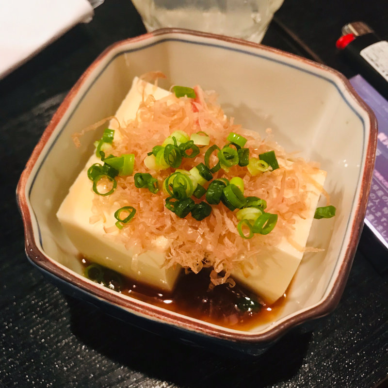 冷奴(ビール１００円『たんと②』)