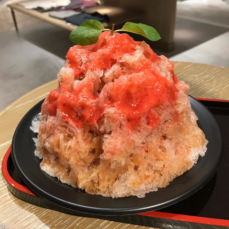 すももと和紅茶に黒すぐりのあん(コビ コーヒー ボックス （COBI COFFEE box）)