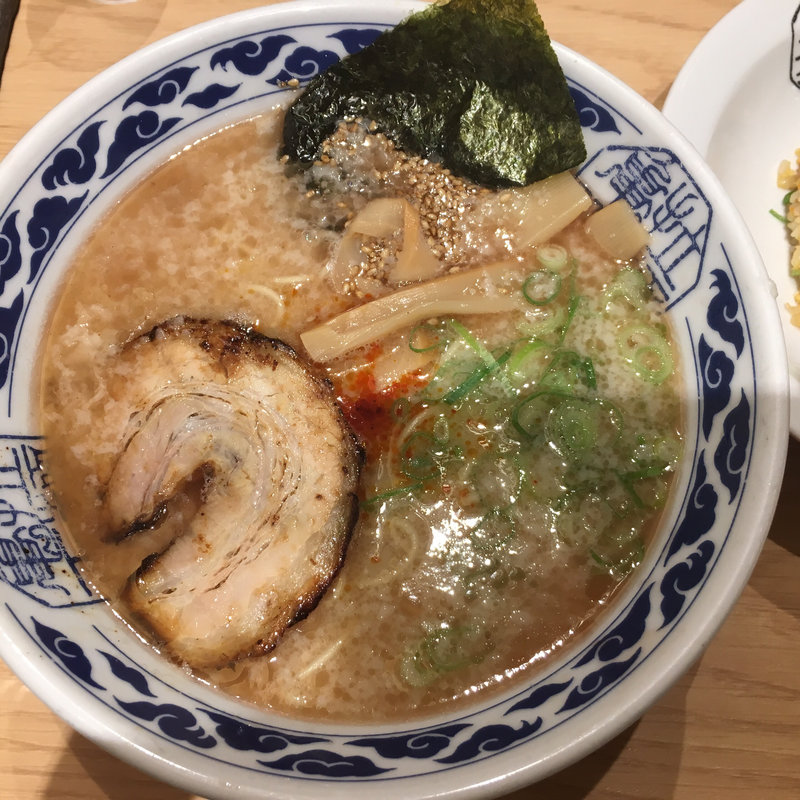 亀王ラーメン昔味 あごごはん セット(九州らーめん 亀王 梅田総本店 （きおう）)