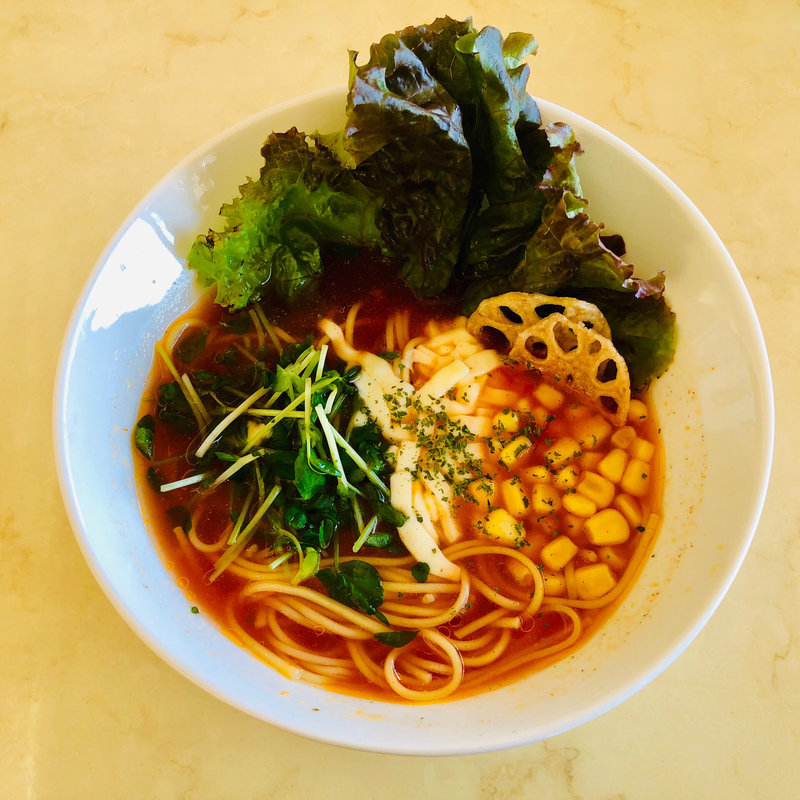 オリーブラーメン トマト(サン・オリーブ )