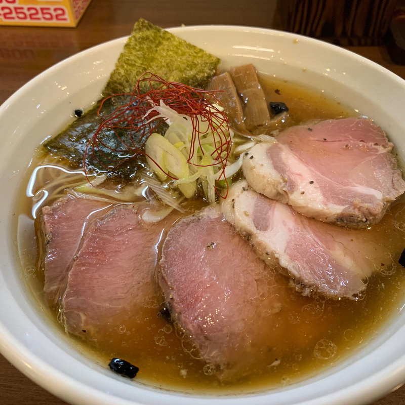 鶏出汁醤油チャーシュー(麺や真登 )