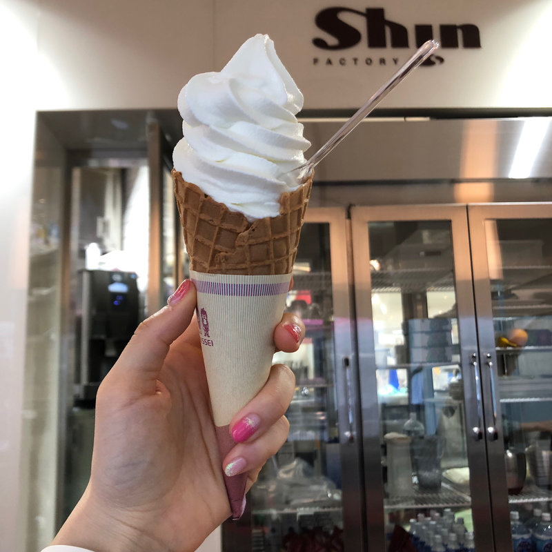 バニラソフトクリーム(ファクトリーシン 藤沢店 （FACTORY Shin）)