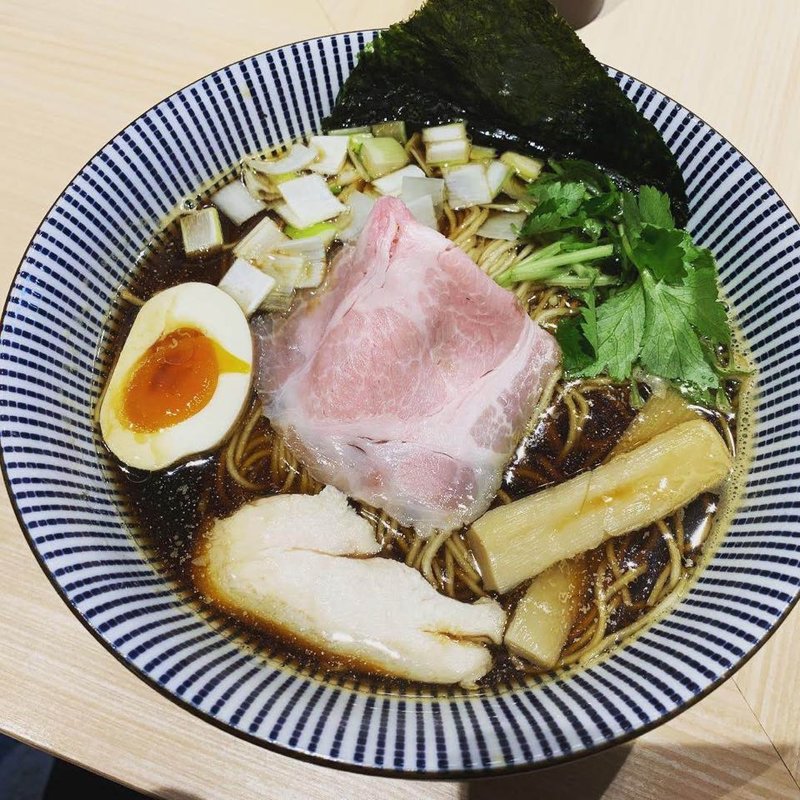 煮干しそば 黒醤油(寿製麺よしかわ 西台駅前店)