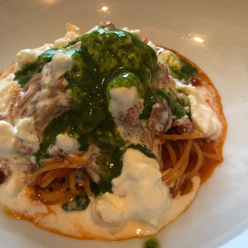 トマトとモッツァレラのパスタ(La CHIARA ラ キアーラ)