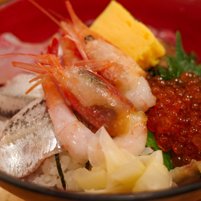 海鮮丼(ろばた焼 磯貝 東京丸の内店 )