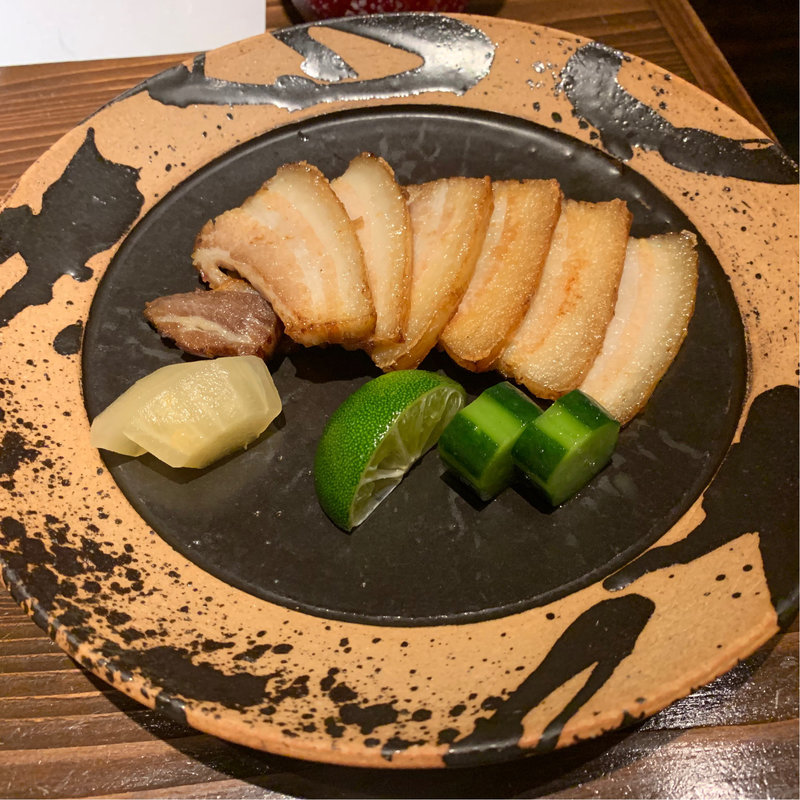 スーチカー(塩漬け豚三枚肉)のスモーク(土香る )