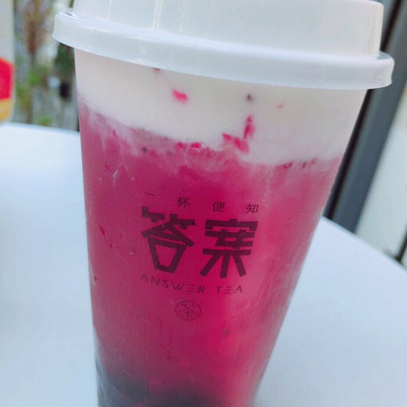 ピーチ＆ドラゴンフルーツウーロンティー (答案 ANSWER TEA)