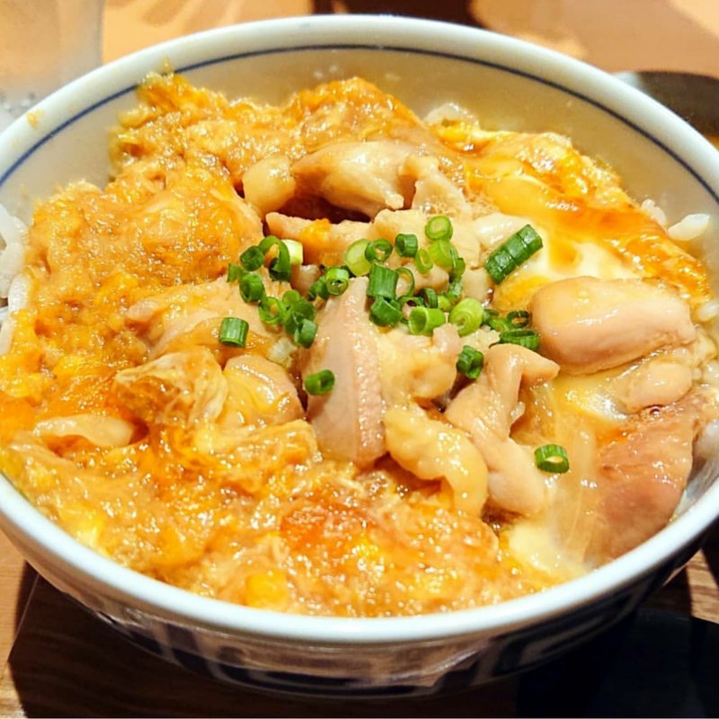 親子丼(二〇加屋長介 JRJP博多ビル店)