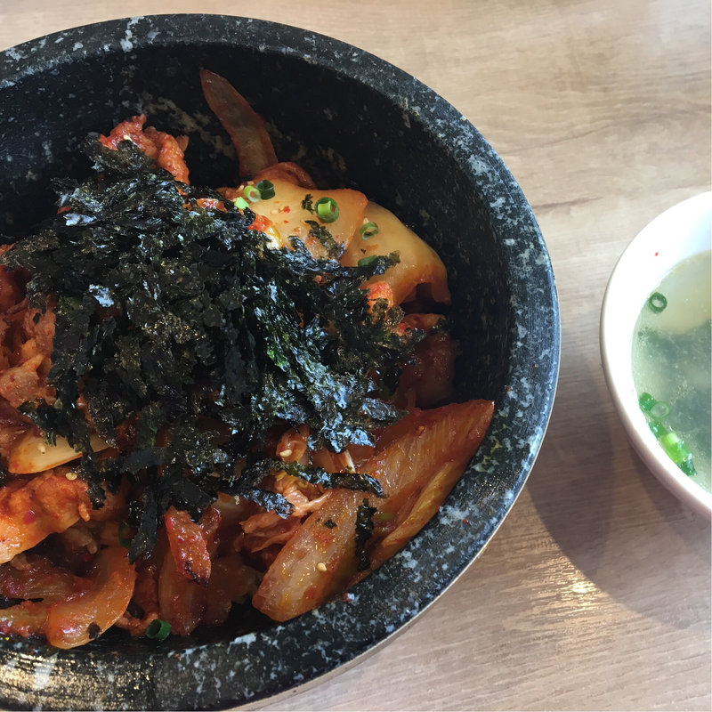 (韓国料理 bibim’ KITTE博多店)