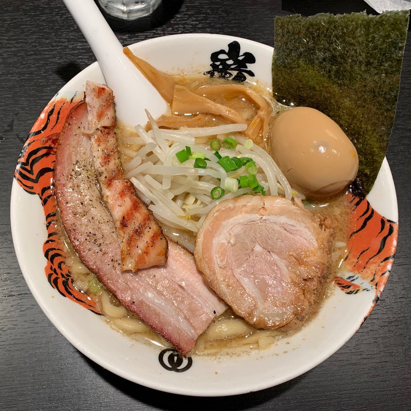 巌虎ら〜麺(秋葉原 麺屋武蔵 武仁)