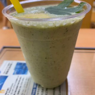 長命草・琉球薬草スムージー(草果菜Cafe （ソウカナ）)