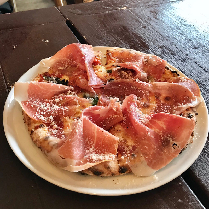 生ハムののったマルゲリータ(アモーレ 木屋町)