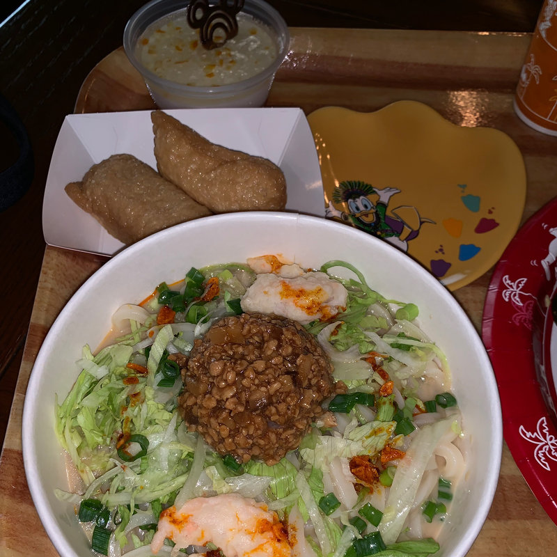 鷄そぼろと海老の冷やしうどん(S.S.コロンビア・ダイニングルーム)