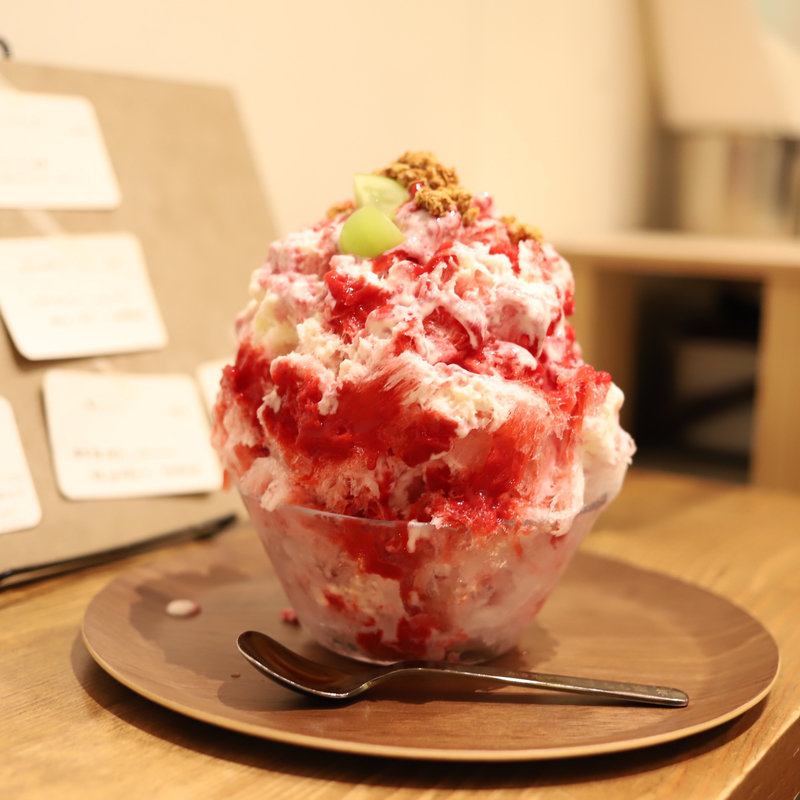 ラズベリーレアチーズ(パンとお菓子のセレクトショップ べつばら)