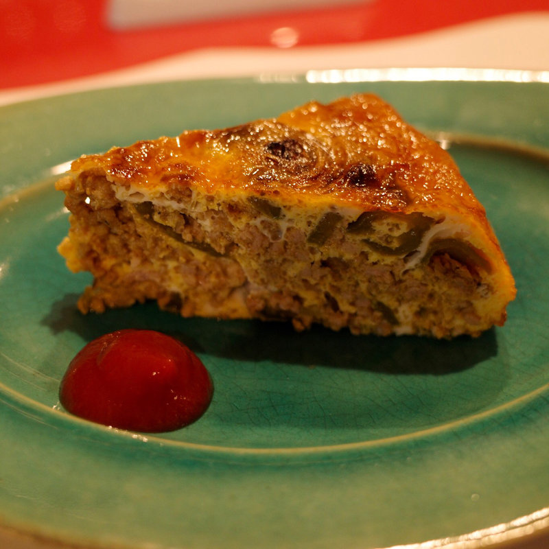 キーマのスパニッシュオムレツ(カフェ・グラス・スリーズ)