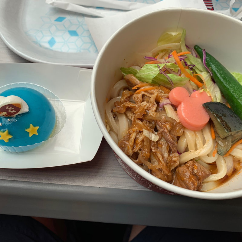 冷やし牛カルビうどん(サルタンズ・オアシス )