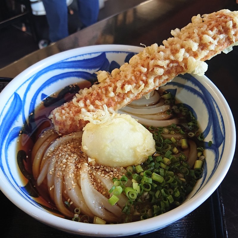 ちく玉ぶっかけうどん(冷)(さぬきうどん工房　麦笑)