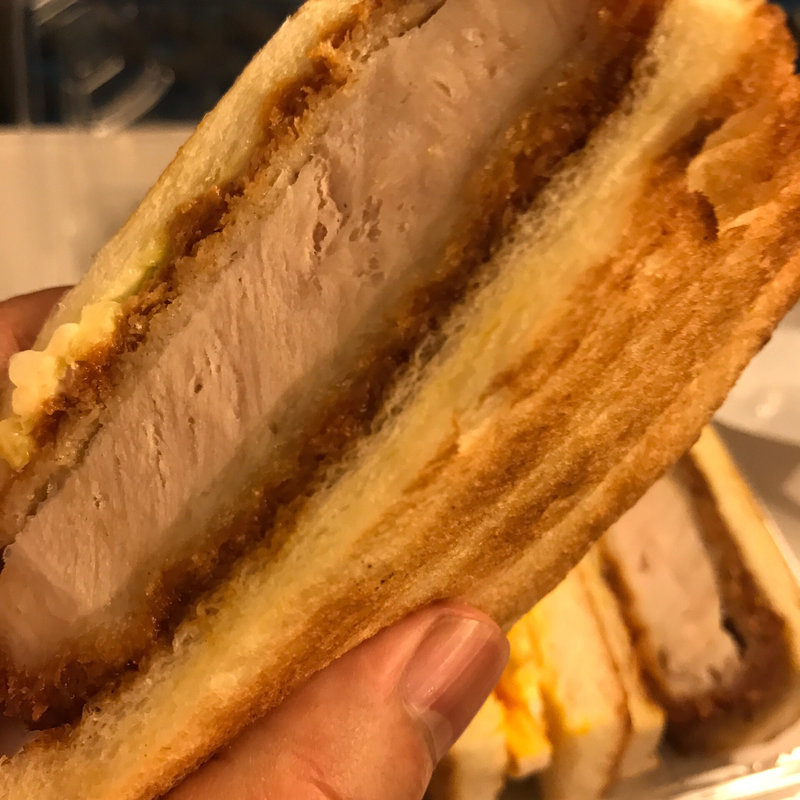 ロースカツ&たまごサンドBOX(セブン-イレブン ハートインＪＲ大阪１１番のりば店)