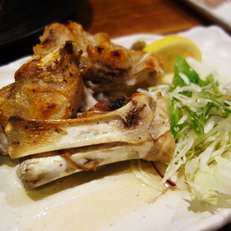 柔らか焼き豚足(壱岐の食材と日本酒のお店 髭達磨 姪浜駅本店)