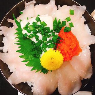 輪島ふぐ丼白子乗せ(輪島 海幸)