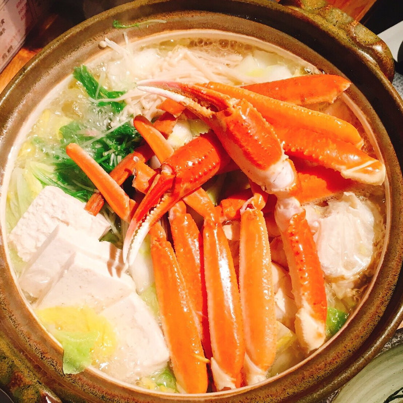 蟹鍋(地酒と地魚 金沢炉端 肉る's ミートルズ 金沢片町店)