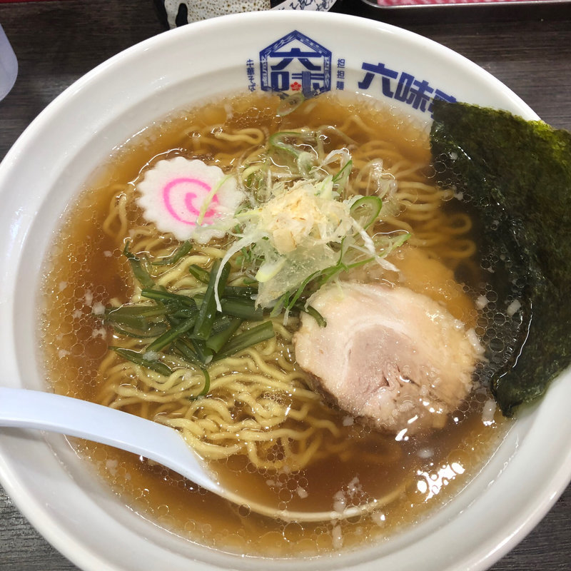 中華そば（大盛り）(中華そば担々麺 六味亭 （ロクミテイ）)