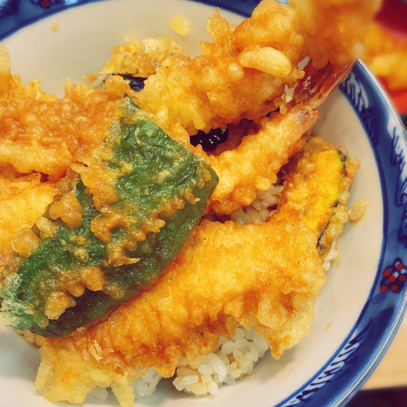 にぎわい天丼(あげたての味 天亭 梅田店 （てんてい）)