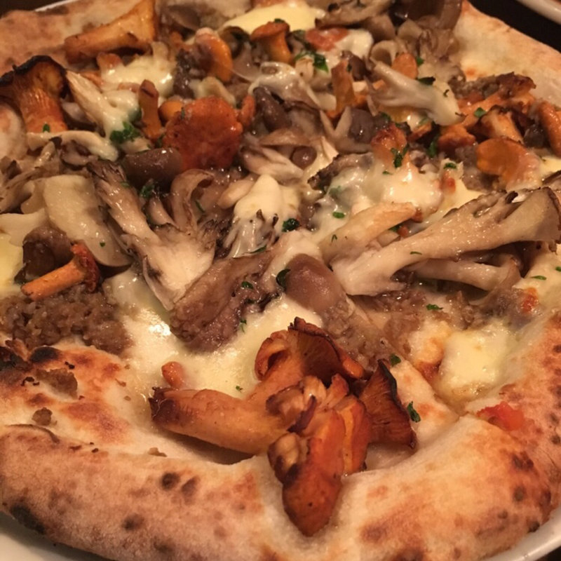 きのこいっぱいピッツァ(ピッツェリア ジェラテリア ラッヅォ （pizzeria gelateria RAZZO）)