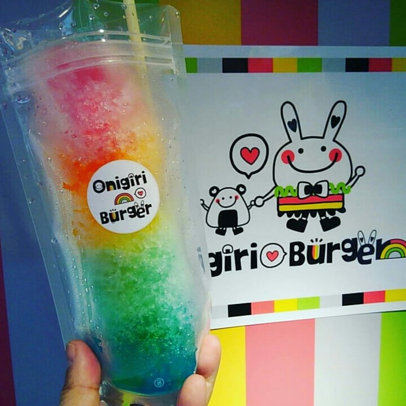 レインボーシェイブアイス(おにぎりバーガー 黒門市場本店)