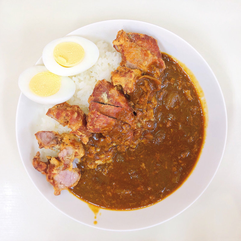 豚からあげカレー （玉子、牛すじルー変更トッピング）(松家カレー )