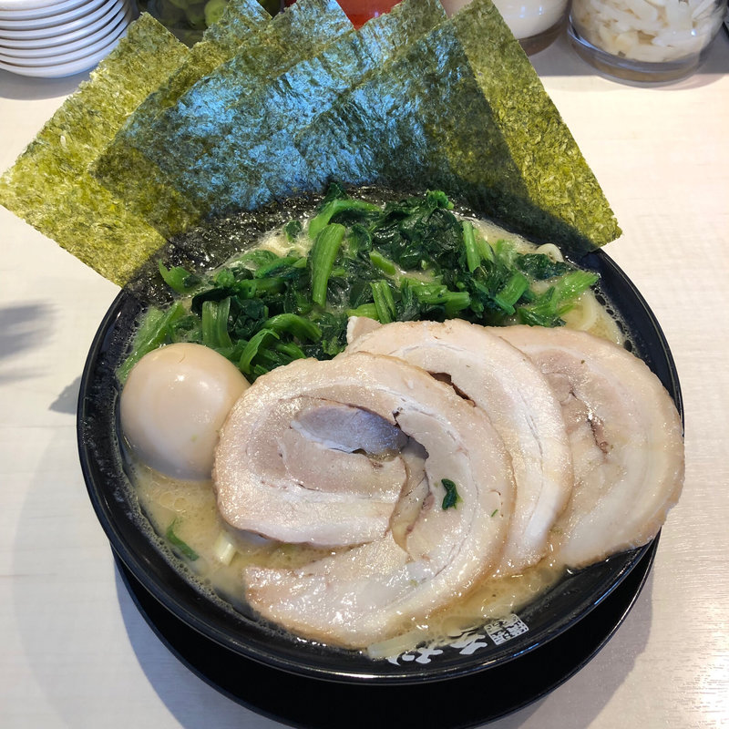 特製スペシャル(横浜家系ラーメン 一連屋)