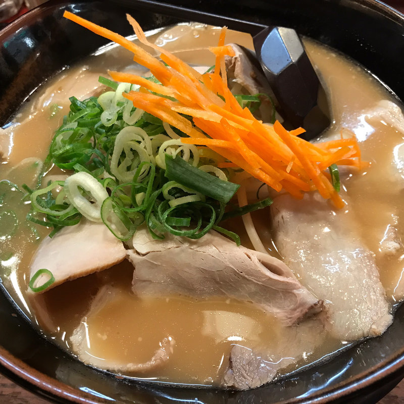 チャーシューらーめん(古潭 なんばウォーク東店 （こたん）)