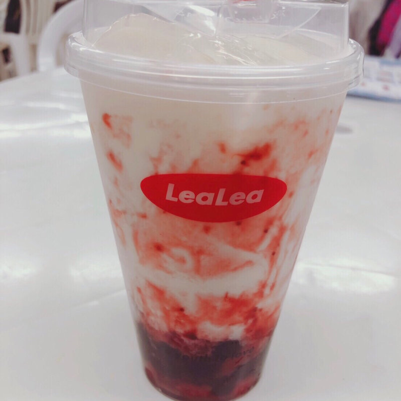 イチゴミルクタピオカ(LeaLea)