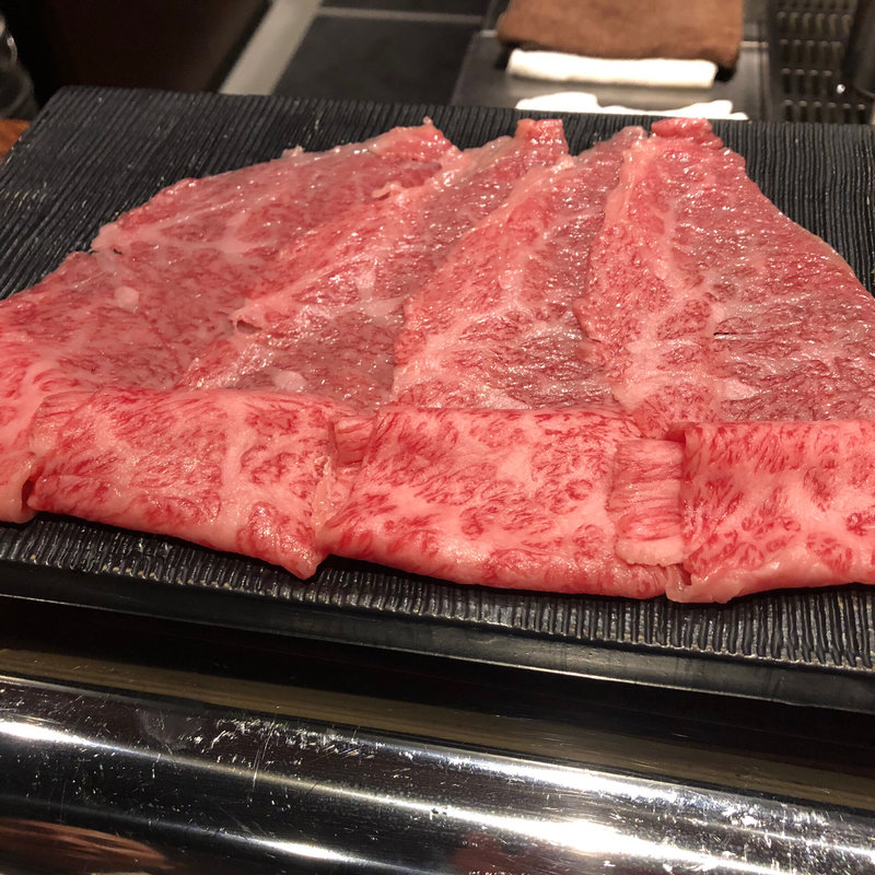 ザブトン 山椒割下のすき焼き(肉料理 それがし)