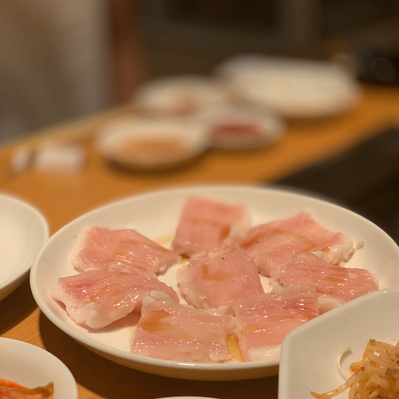 ホルモン(焼肉 名門(メイモン)ホルモン)