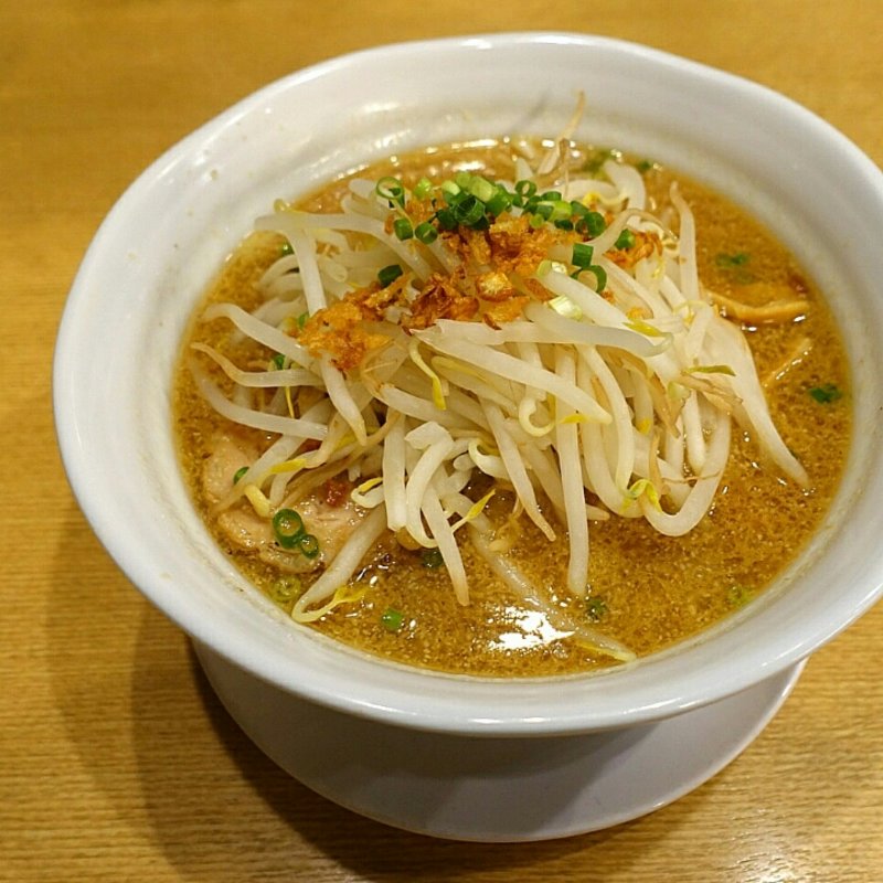 にんにくやみつきラーメン(らぁめん 次元 （じげん）)