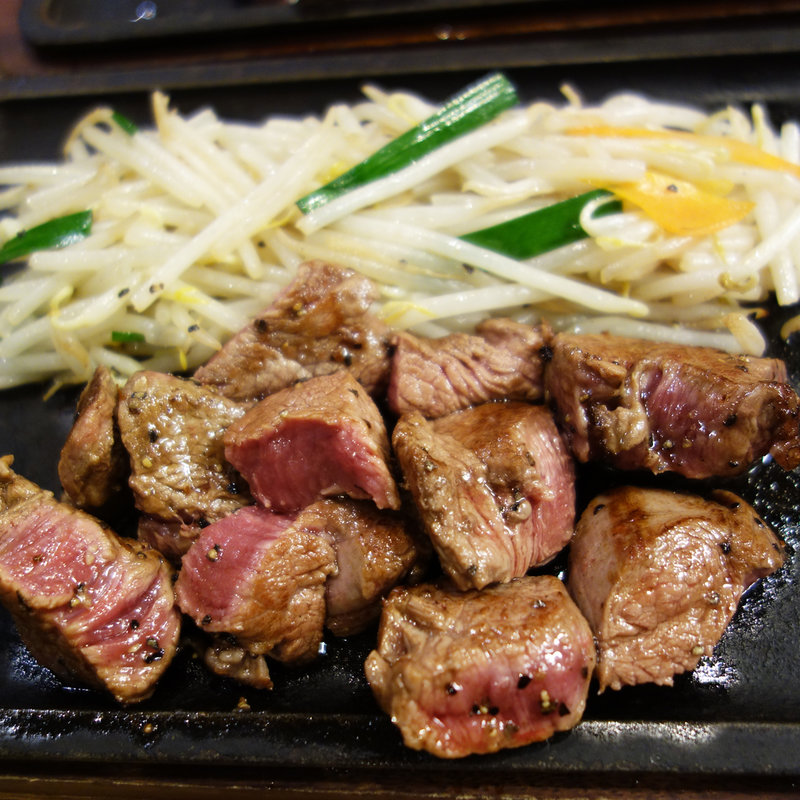 ヒレ定食(鉄板焼天神ホルモンS 中洲川端店)