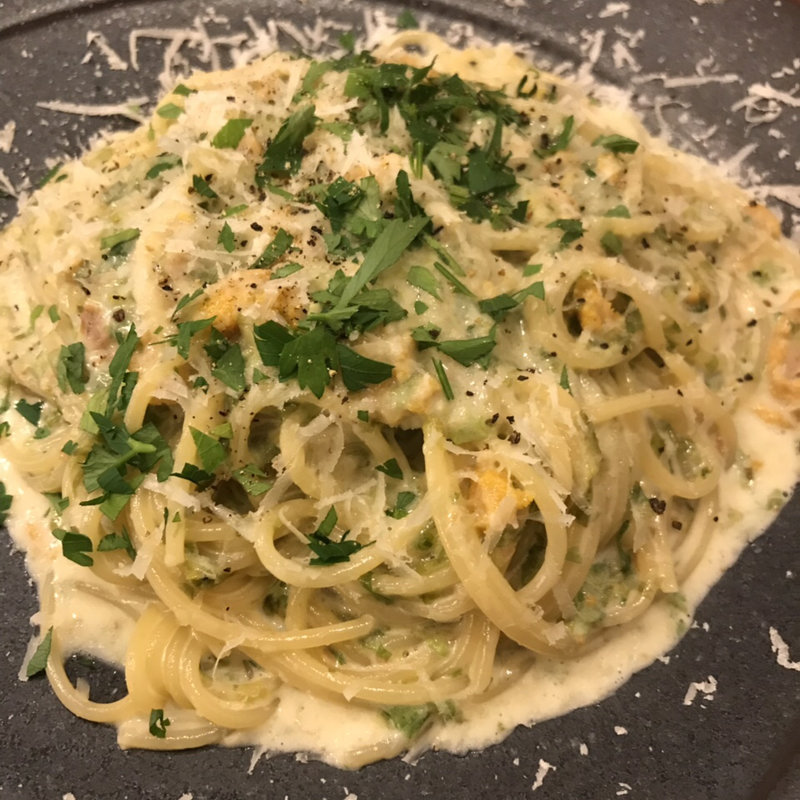 雲丹としらすのクリームパスタ(カフエ イヴァーノ)