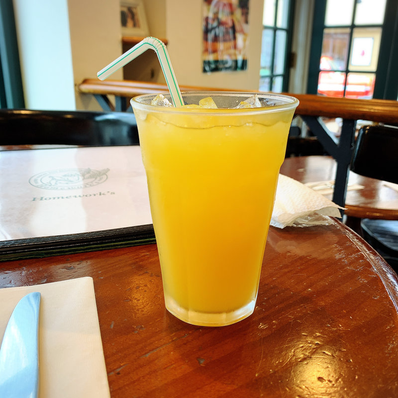 オレンジジュース(ホームワークス 広尾店 （Homework's）)