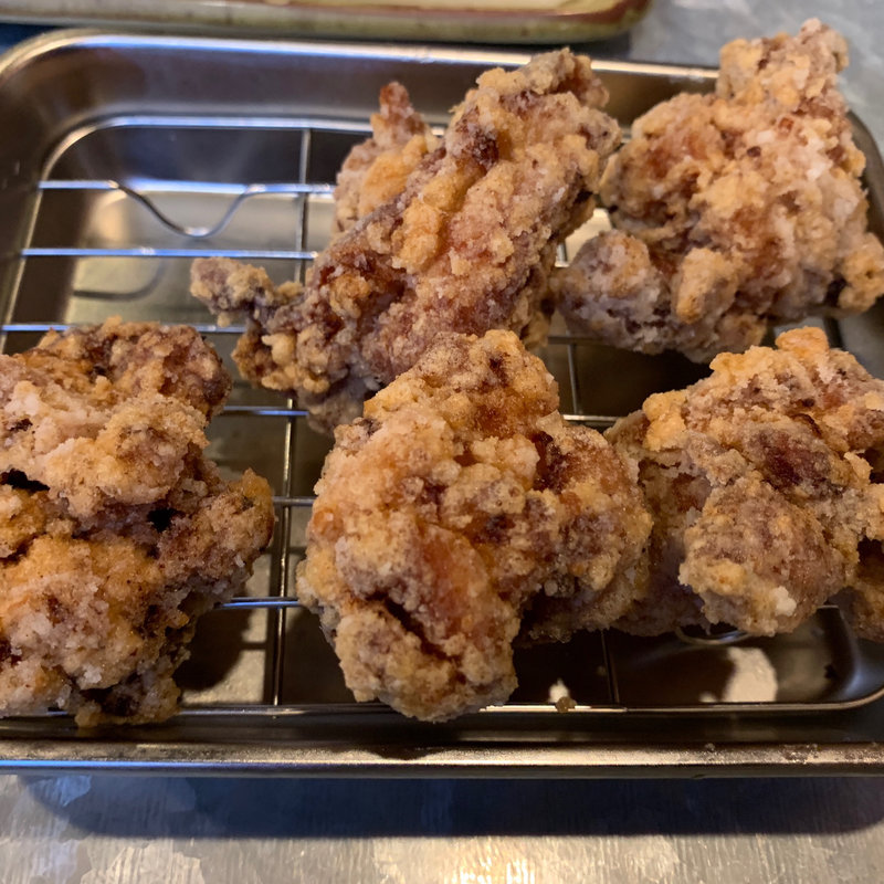 唐揚げ5個(梅田応援団 大分からあげと鉄板焼 勝男)