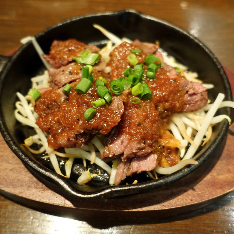 牛ハラミの鉄板焼き(銀座ライオン 汐留店)