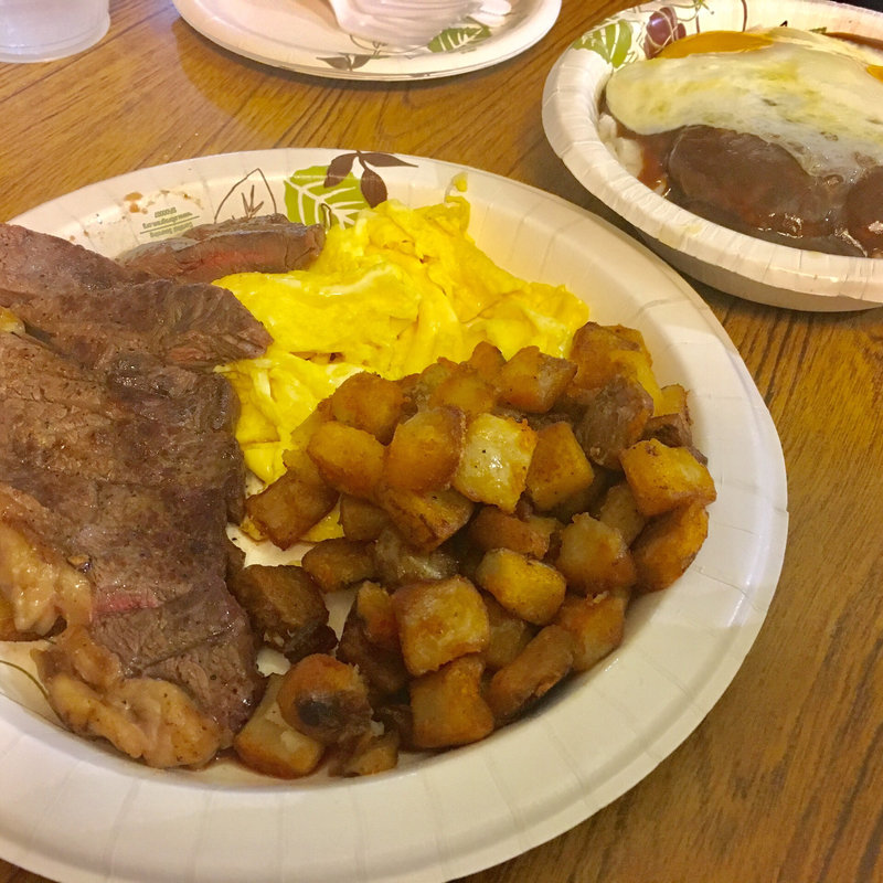 ステーキ(Eggs’n Things saratoga)