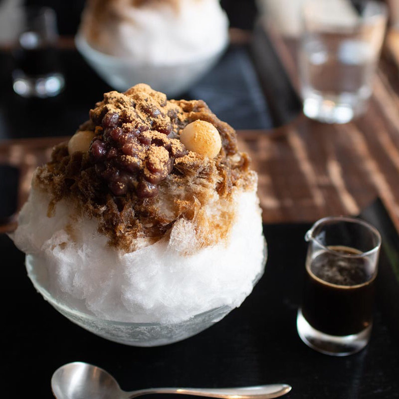 丹波素材の贅沢かき氷 丹波大納言小豆と黒蜜(中島大祥堂 丹波本店)