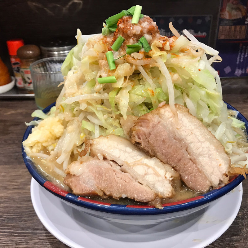 味噌太一 カチ盛り 野菜多め 背脂多め (太一商店 鹿児島店)