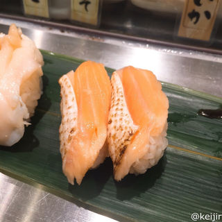とろサーモン(魚がし日本一 エキュート品川サウス店 )