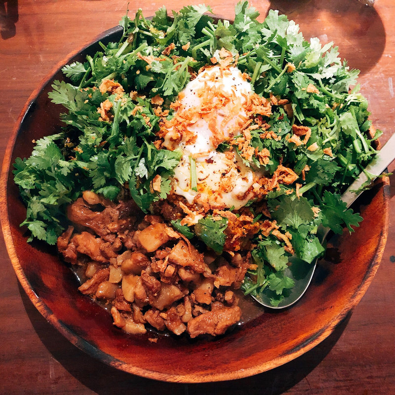 パクチースペシャル x 魯肉飯(ケニック カレー （Kenick curry）)