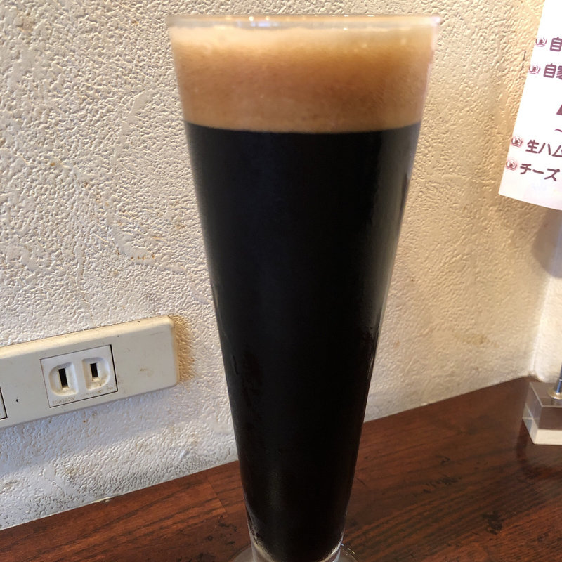 T.T.BLACK(T.T BREWERY(ティーティーブリュワリー) 川崎チネチッタ通り店)