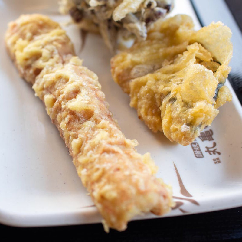 ちくわ天と金華さば天(丸亀製麺飾西)